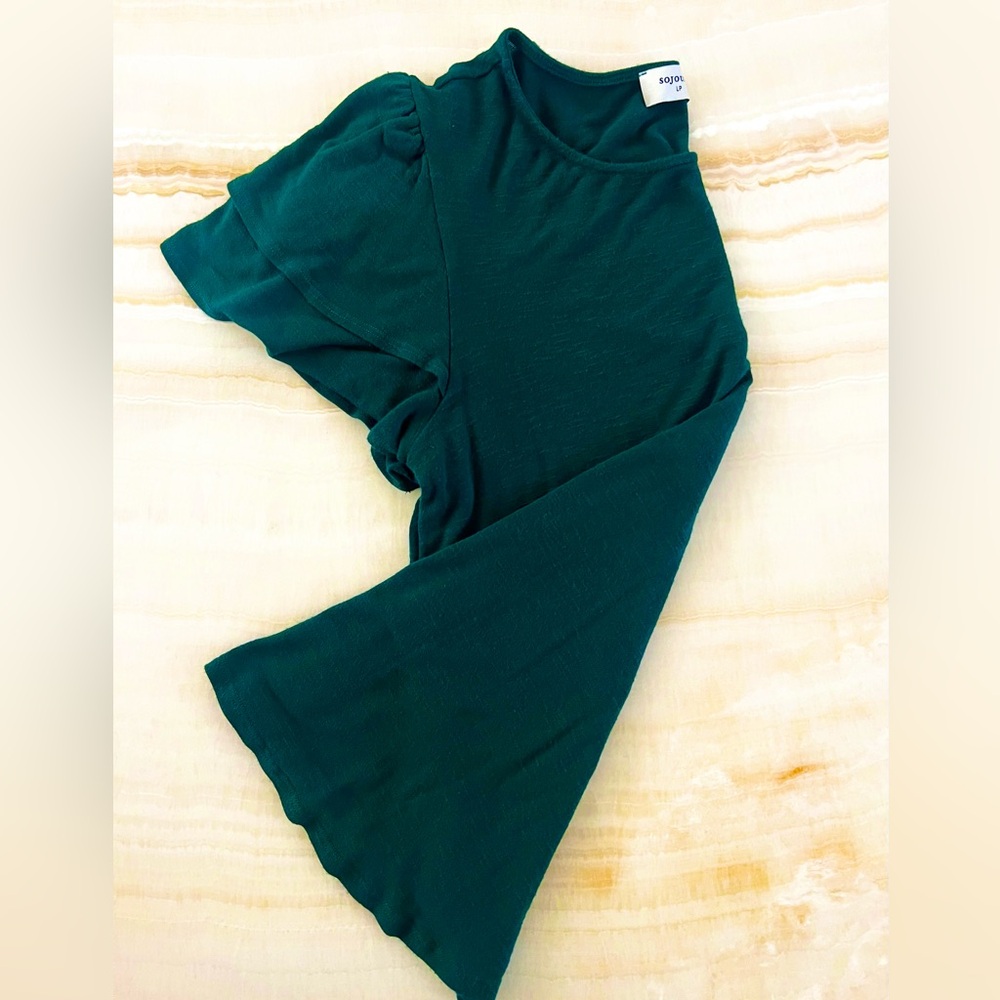 Sojourn Emerald Layer Flutter Sleeve Top LP Large Petite Soft Knit Blouse